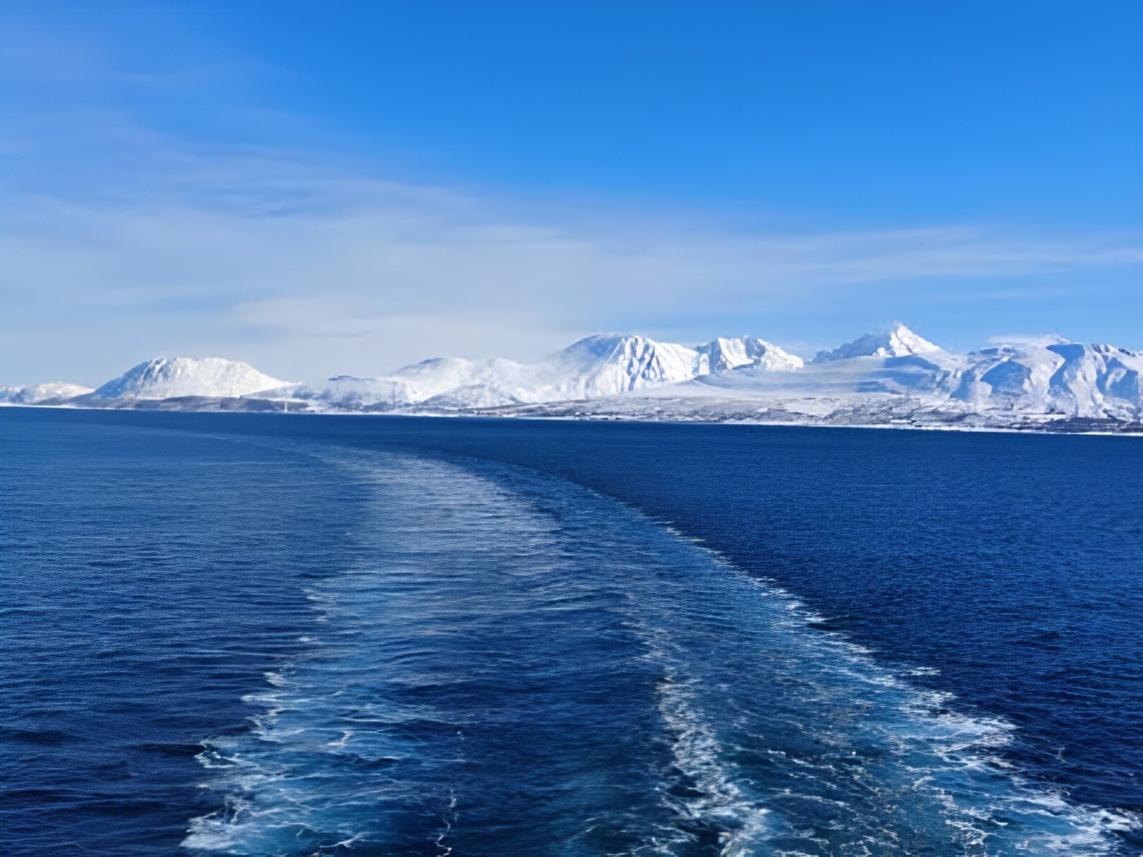 Auf dem Wasser im hohen Norden